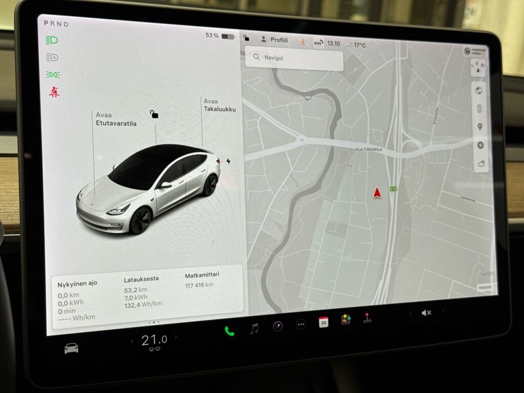 Tesla Model 3 2021 Valkoinen