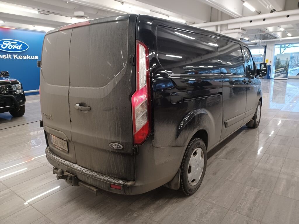 Ford Transit Custom 2023 Musta