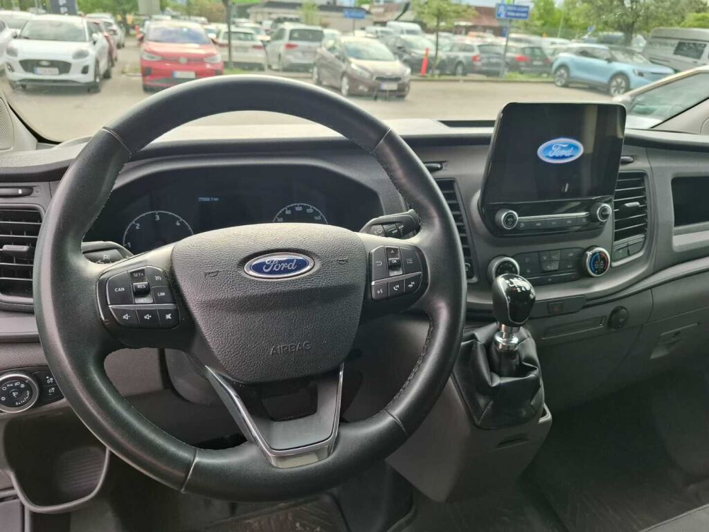 Ford Transit Custom 2023 Valkoinen