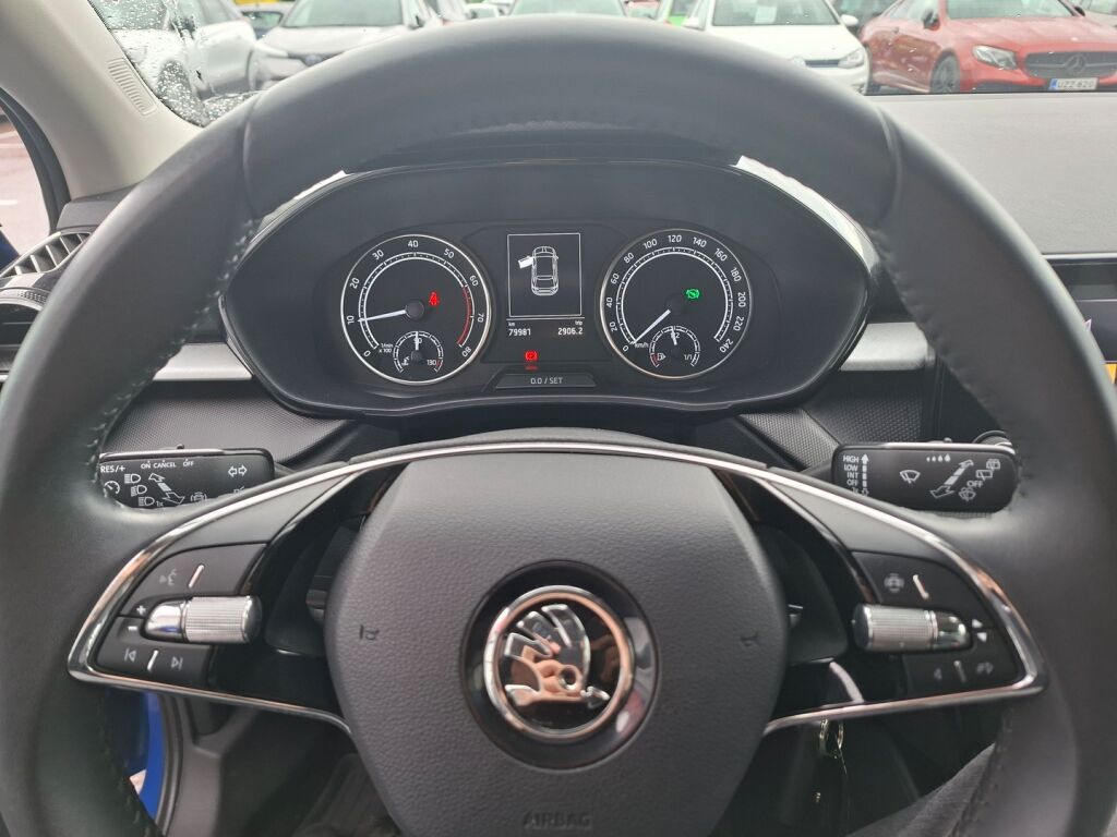 Skoda Fabia 2023 Sininen