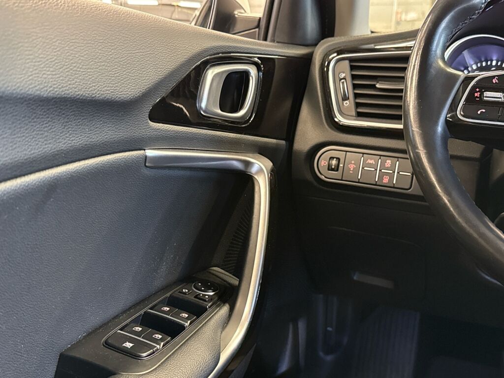 Kia Ceed 2023 Valkoinen