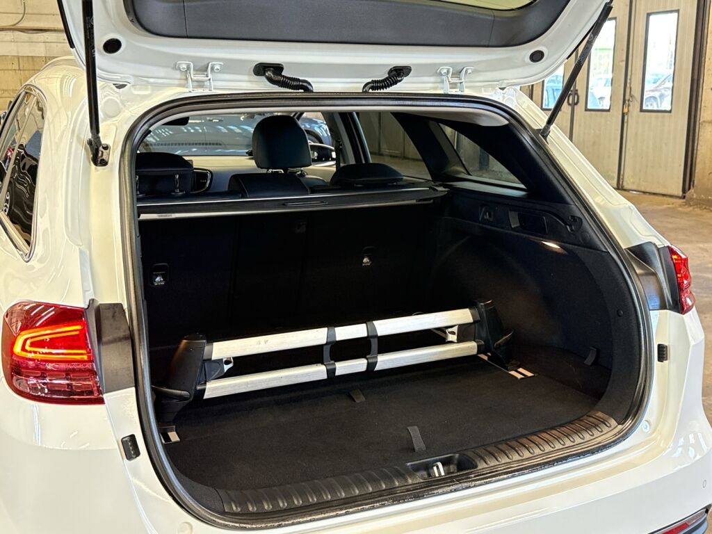 Kia Ceed 2023 Valkoinen