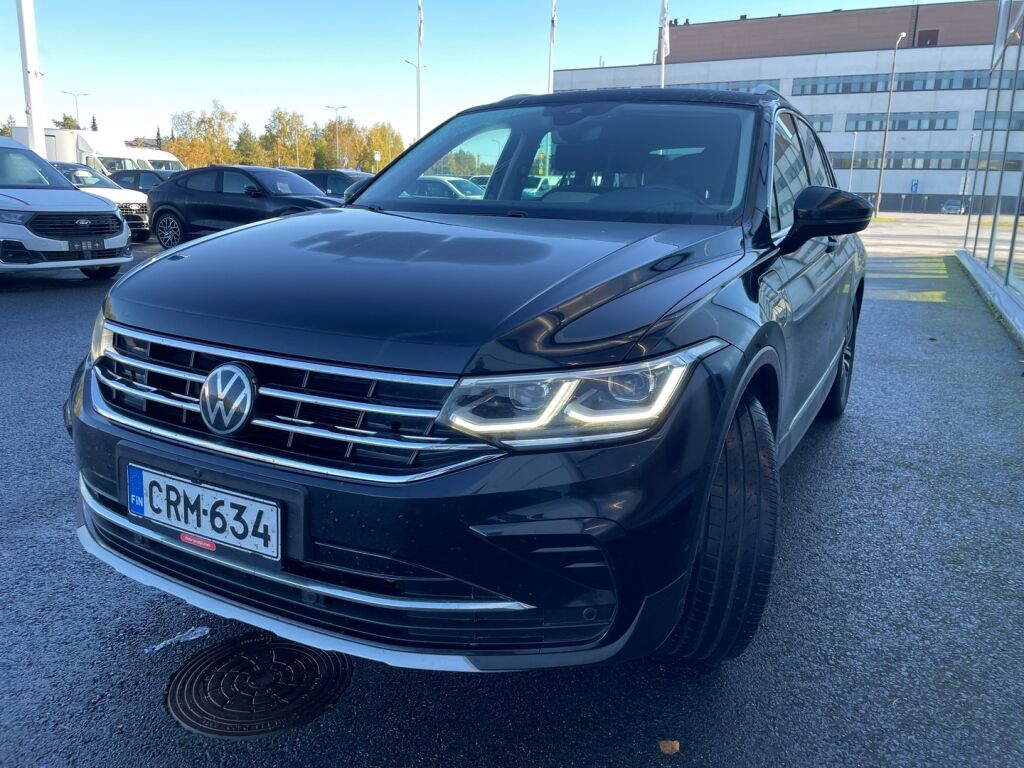 Volkswagen Tiguan 2023 Musta