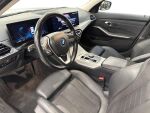 BMW 330 2023 Valkoinen