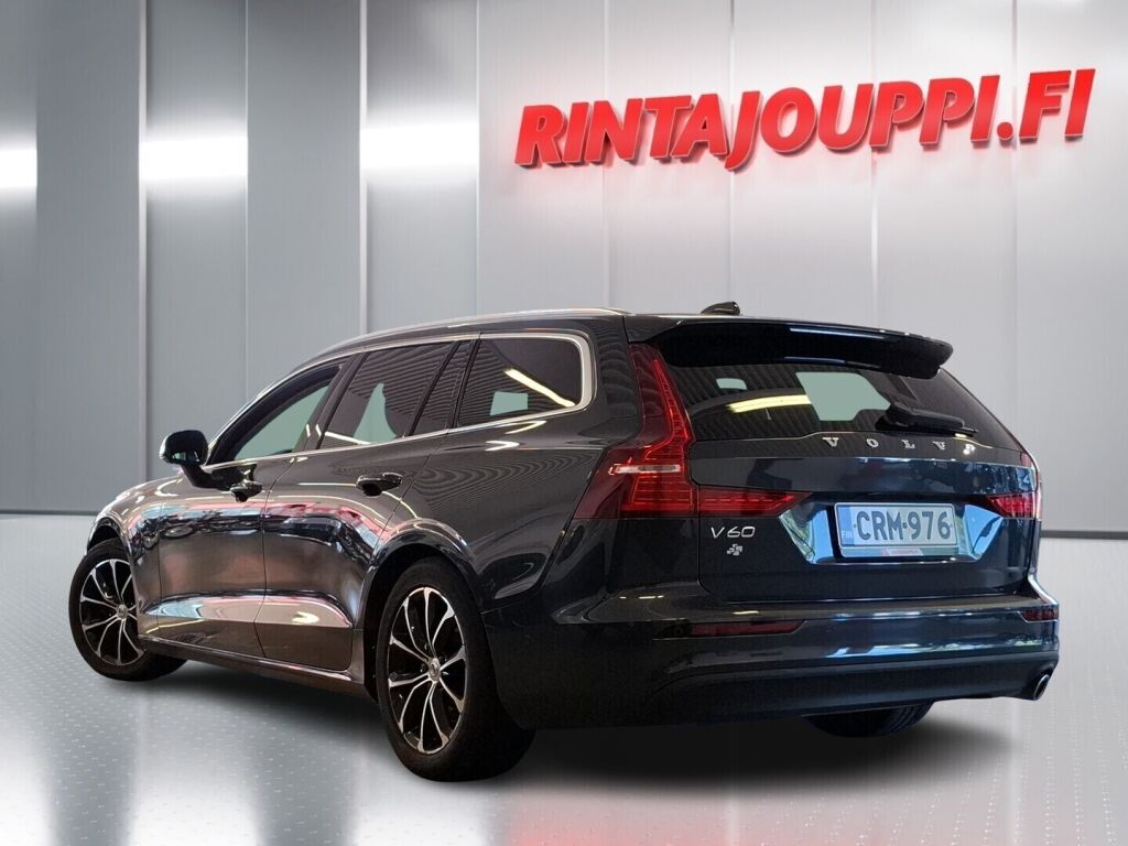 Volvo V60 2019 Musta