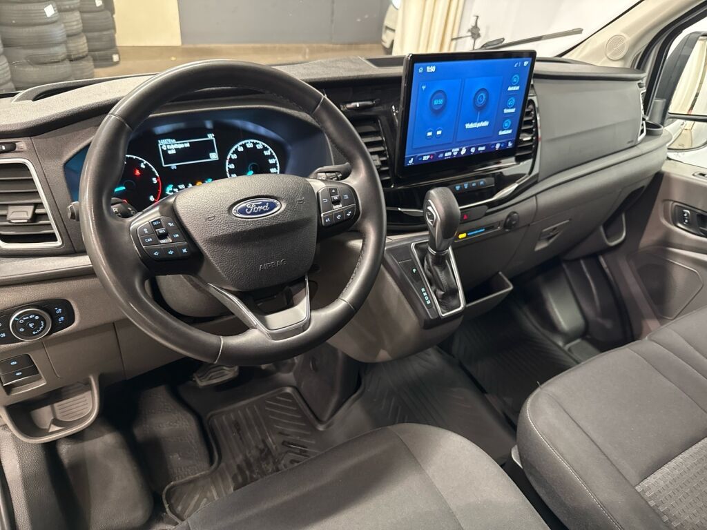 Ford Transit 2023 Valkoinen