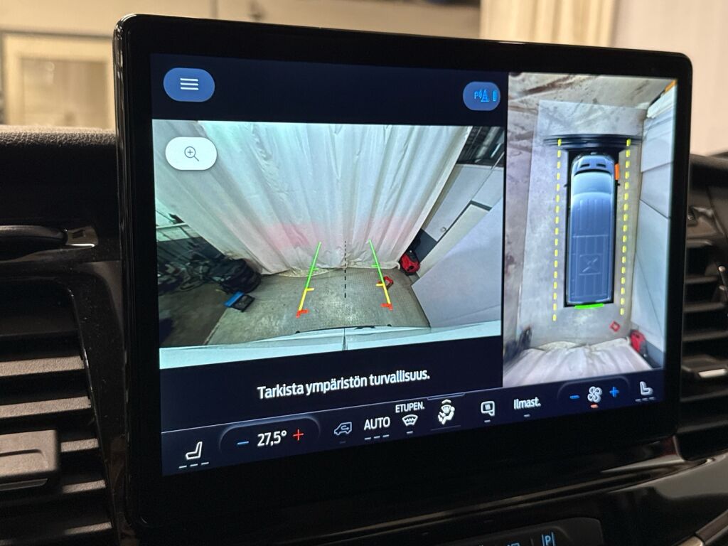 Ford Transit 2023 Valkoinen