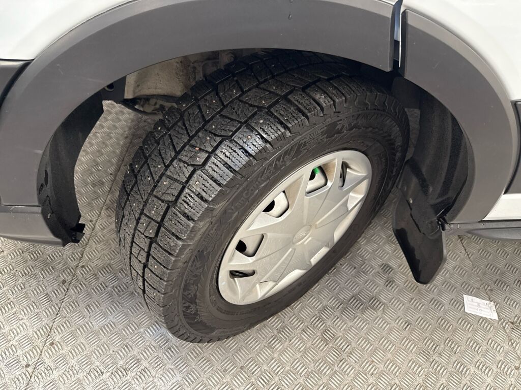 Ford Transit 2023 Valkoinen