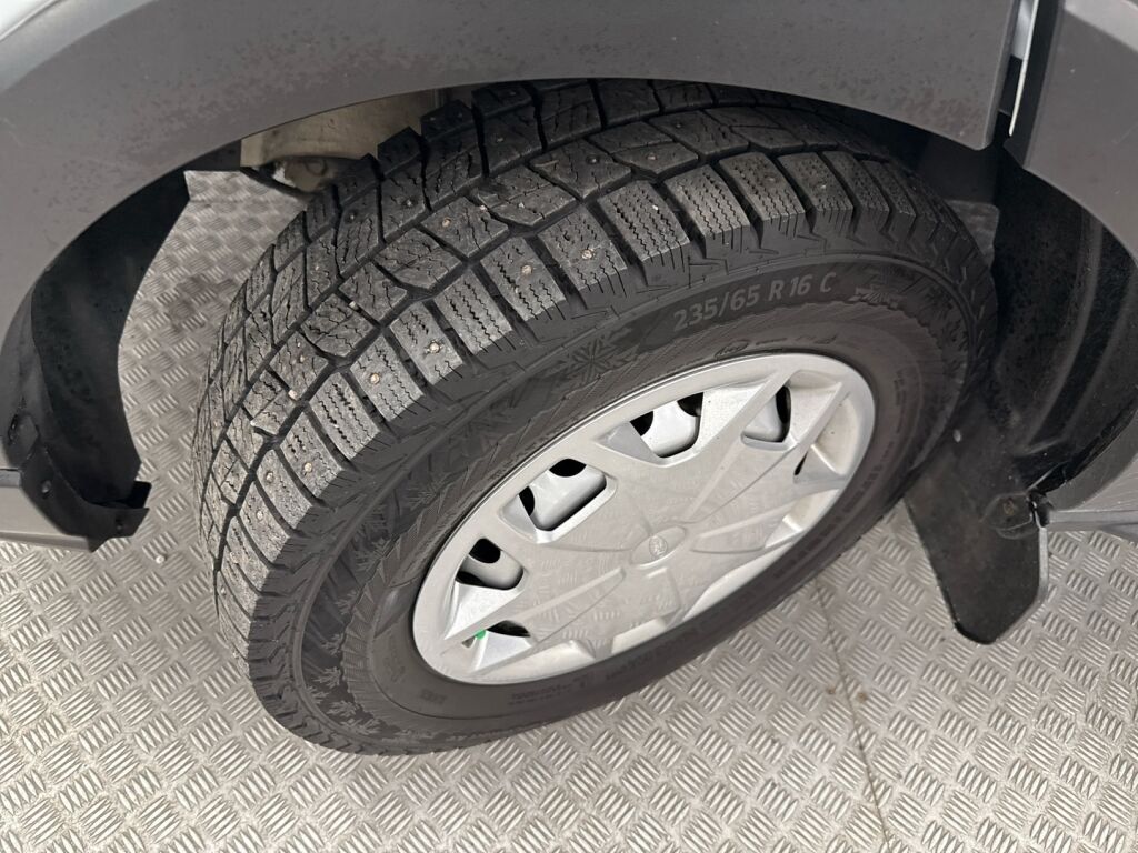 Ford Transit 2023 Valkoinen