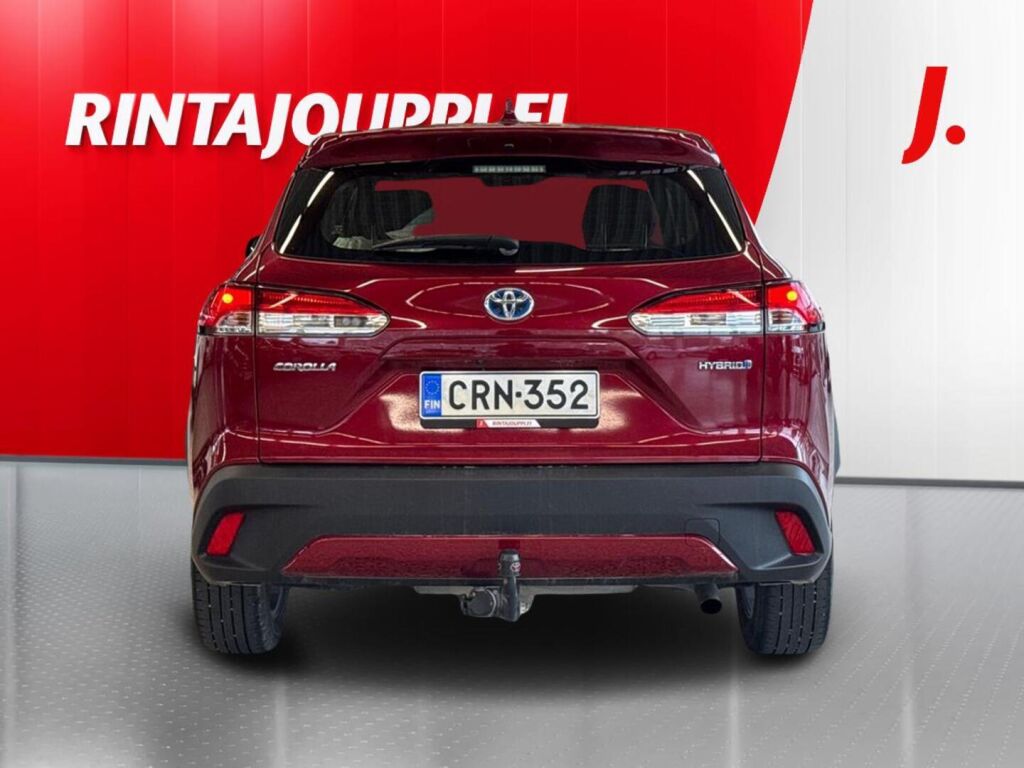 Toyota Corolla Cross 2023 Punainen