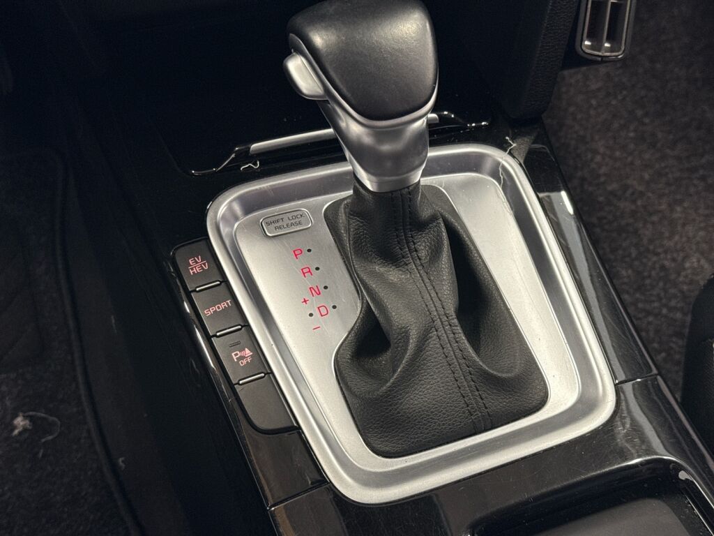 Kia Ceed 2020 Valkoinen