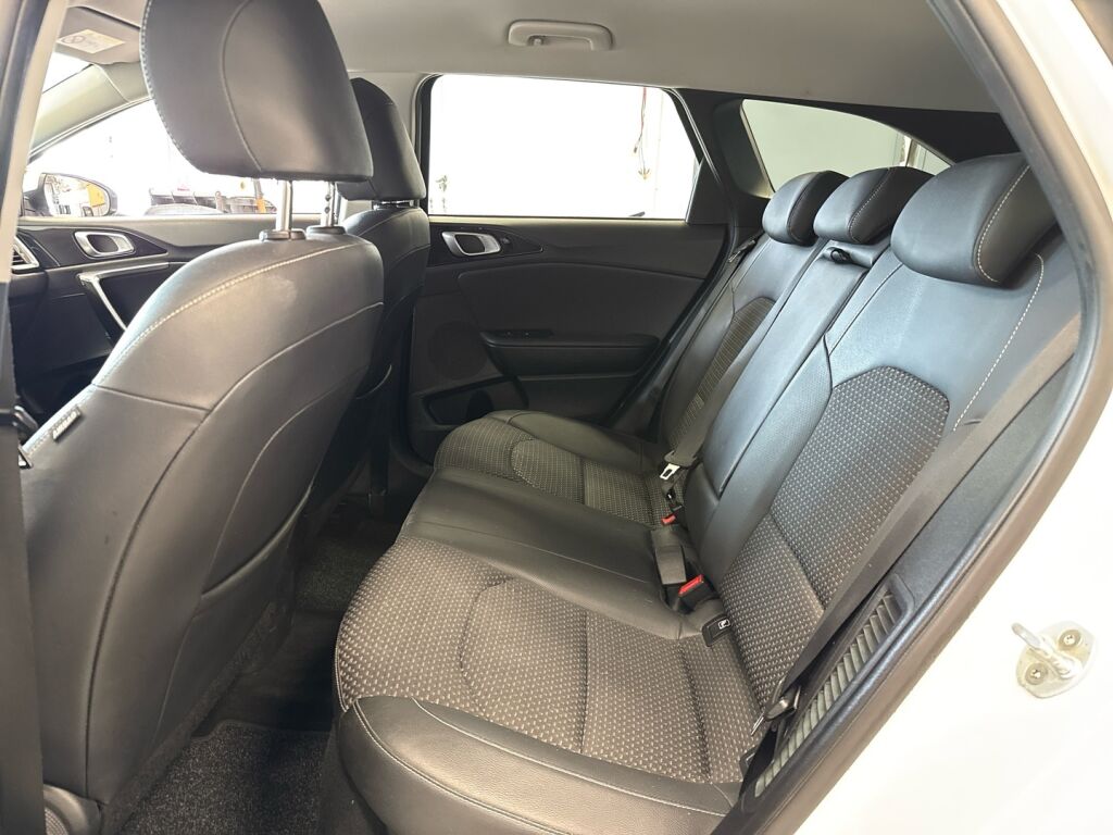 Kia Ceed 2020 Valkoinen