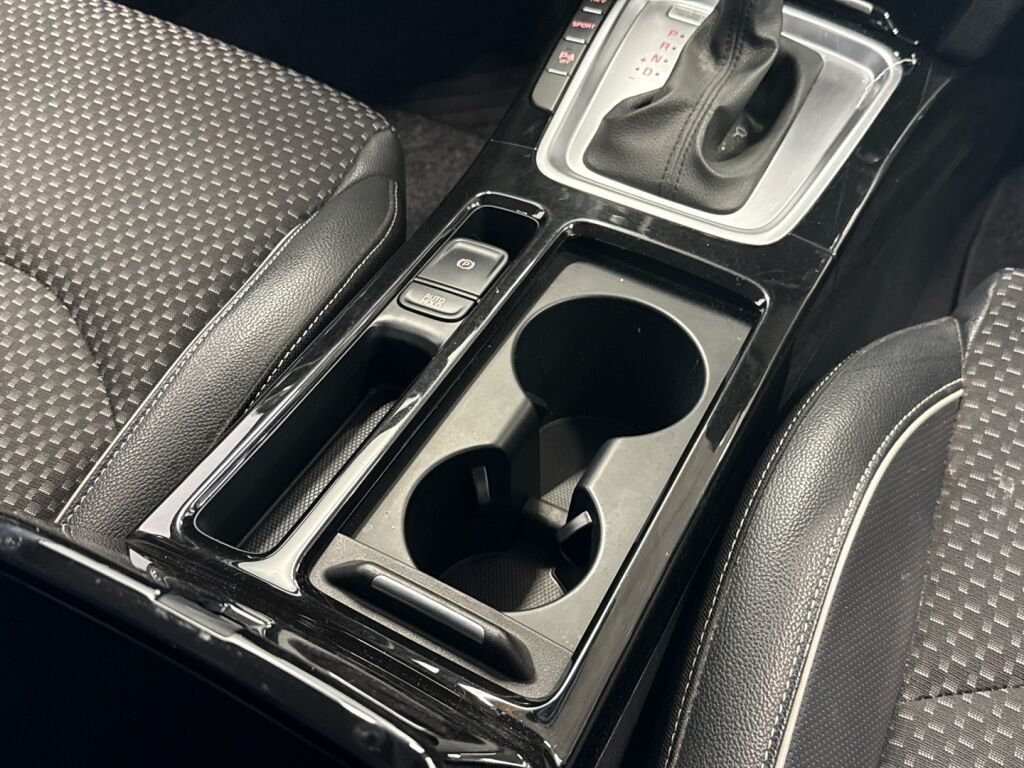 Kia Ceed 2020 Valkoinen