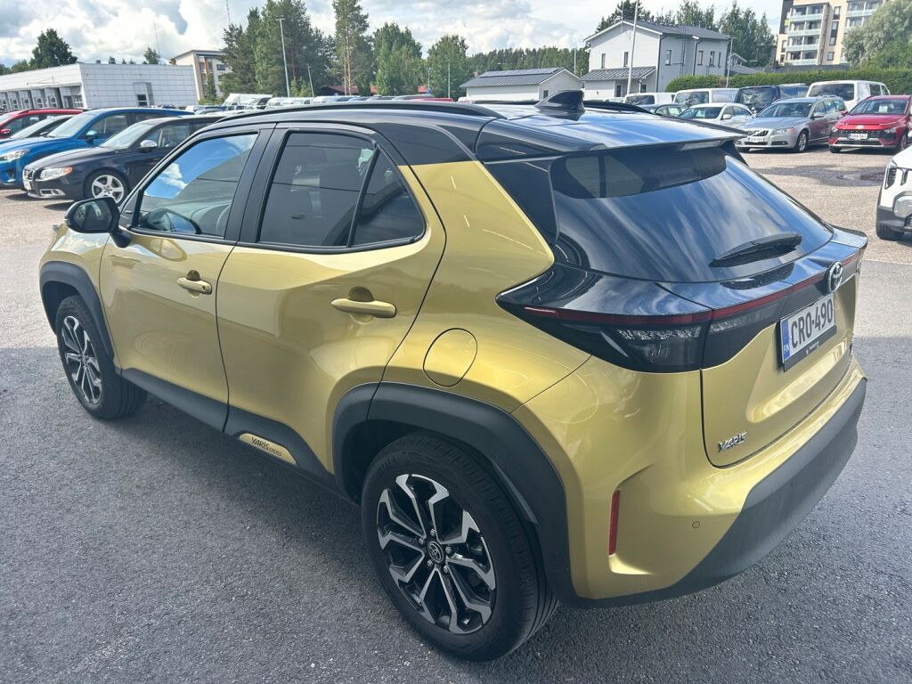 Toyota Yaris Cross 2023 Keltainen