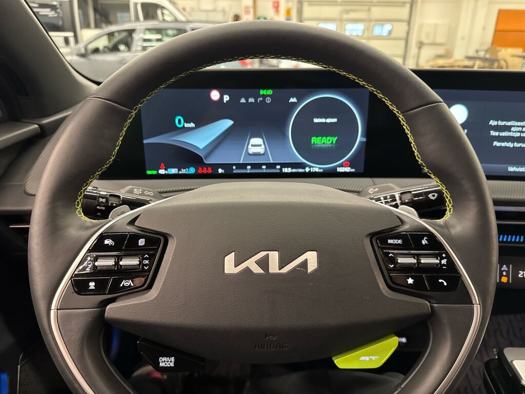 Kia EV6 2024 Musta