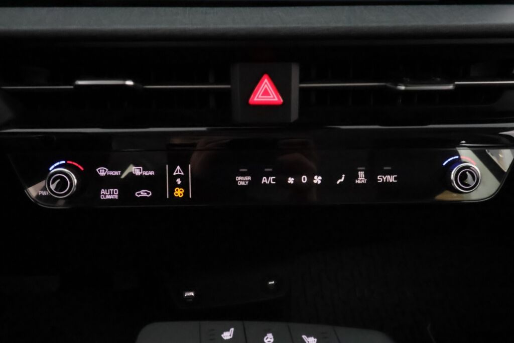 Kia EV6 2023 Sininen