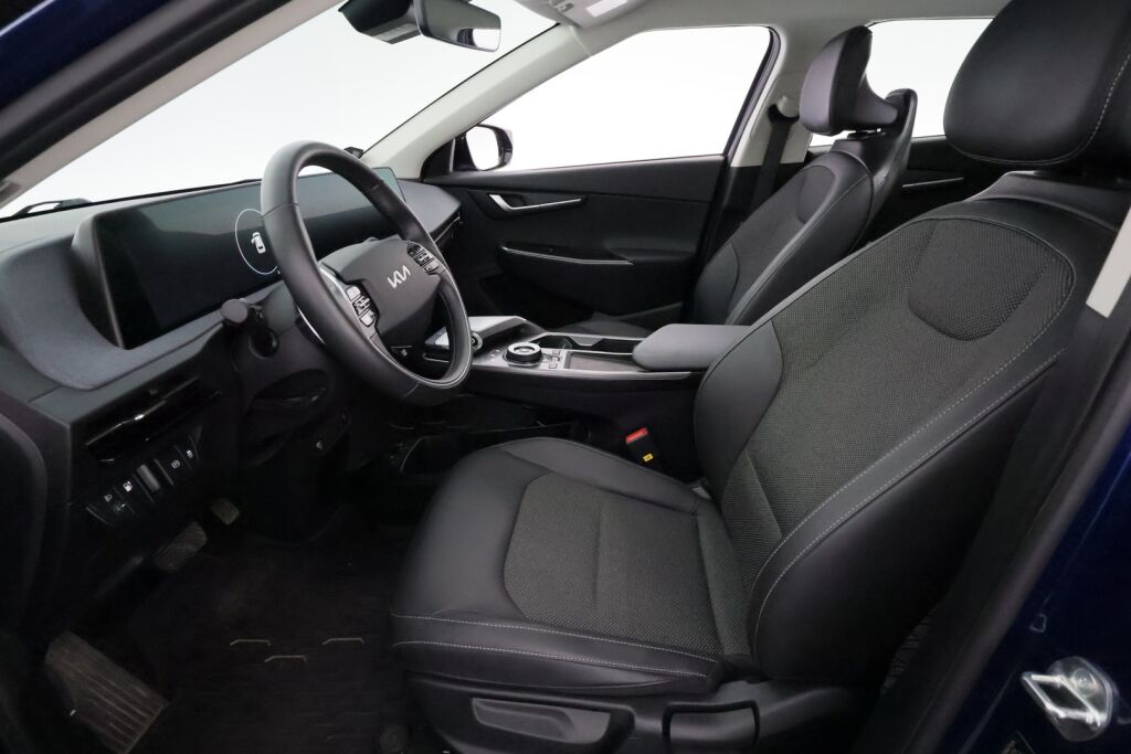 Kia EV6 2023 Sininen