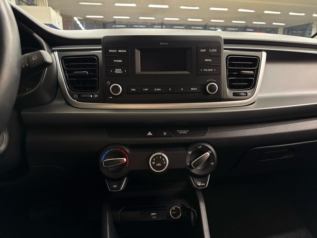 Kia Rio 2023 Valkoinen