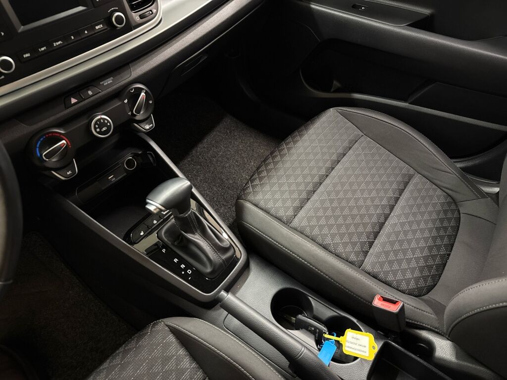 Kia Rio 2023 Valkoinen