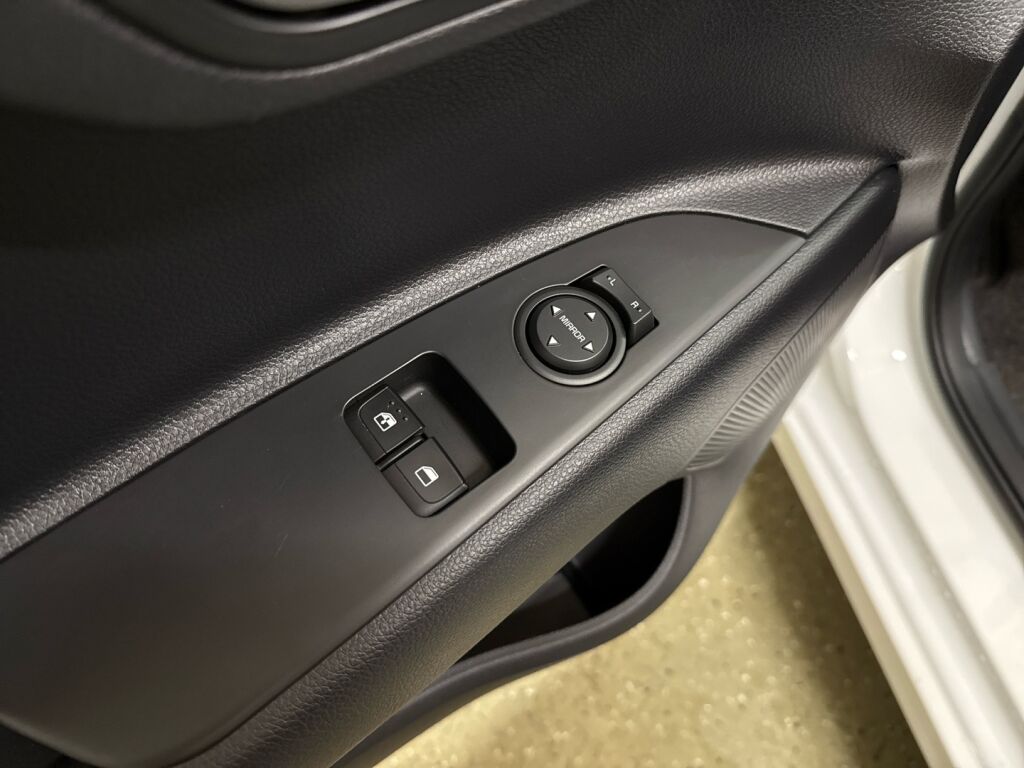 Kia Rio 2023 Valkoinen