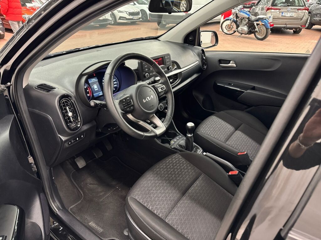 Kia Picanto 2024 Musta
