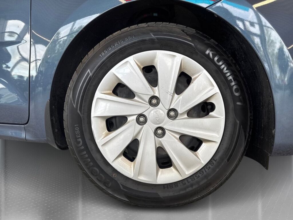 Kia Rio 2023 Sininen