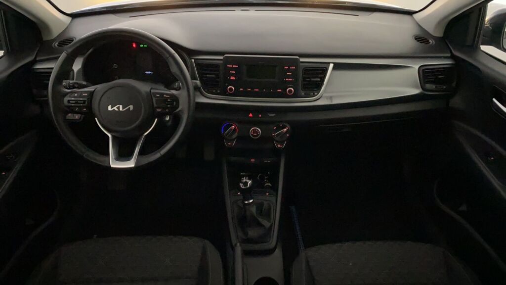 Kia Rio 2023 Sininen