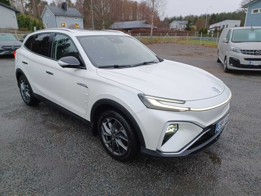 Mg Marvel R 2023 Valkoinen