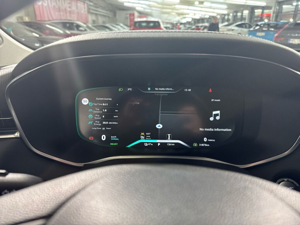 Mg Marvel R 2023 Valkoinen