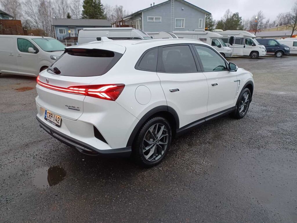 Mg Marvel R 2023 Valkoinen