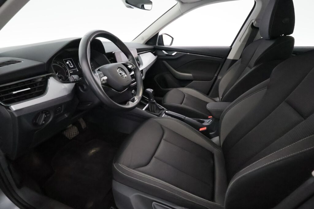 Skoda Kamiq 2023 Harmaa