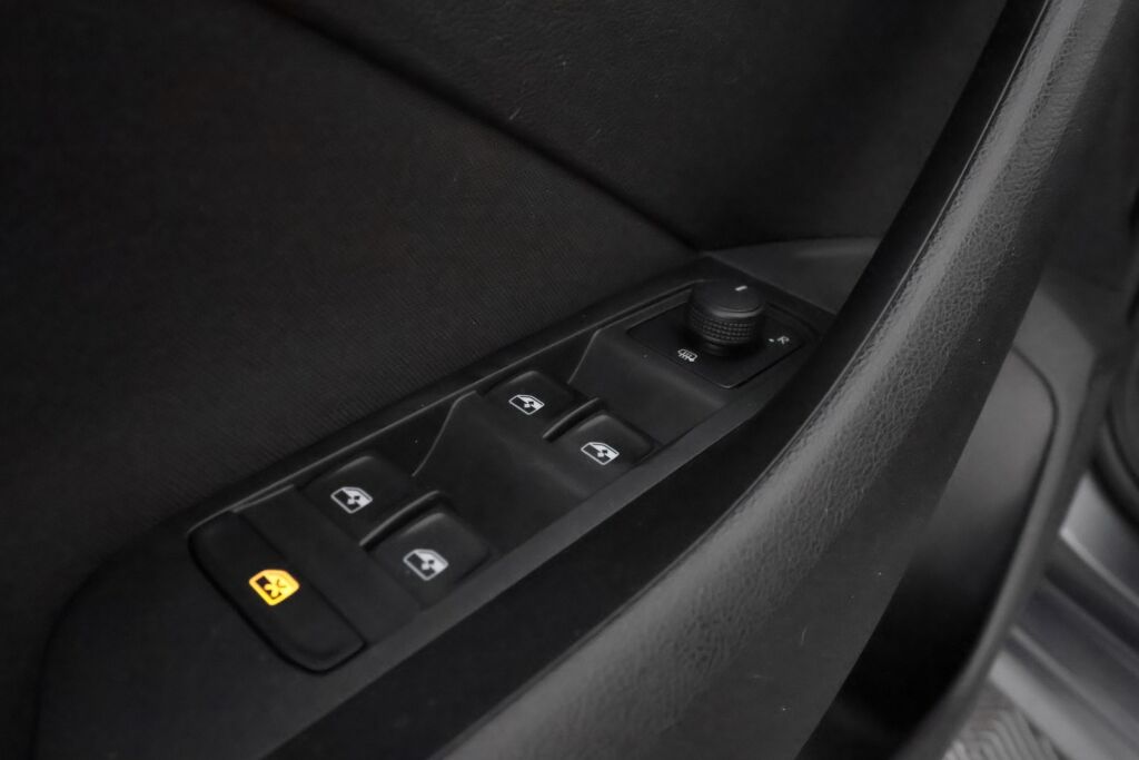 Skoda Kamiq 2023 Harmaa