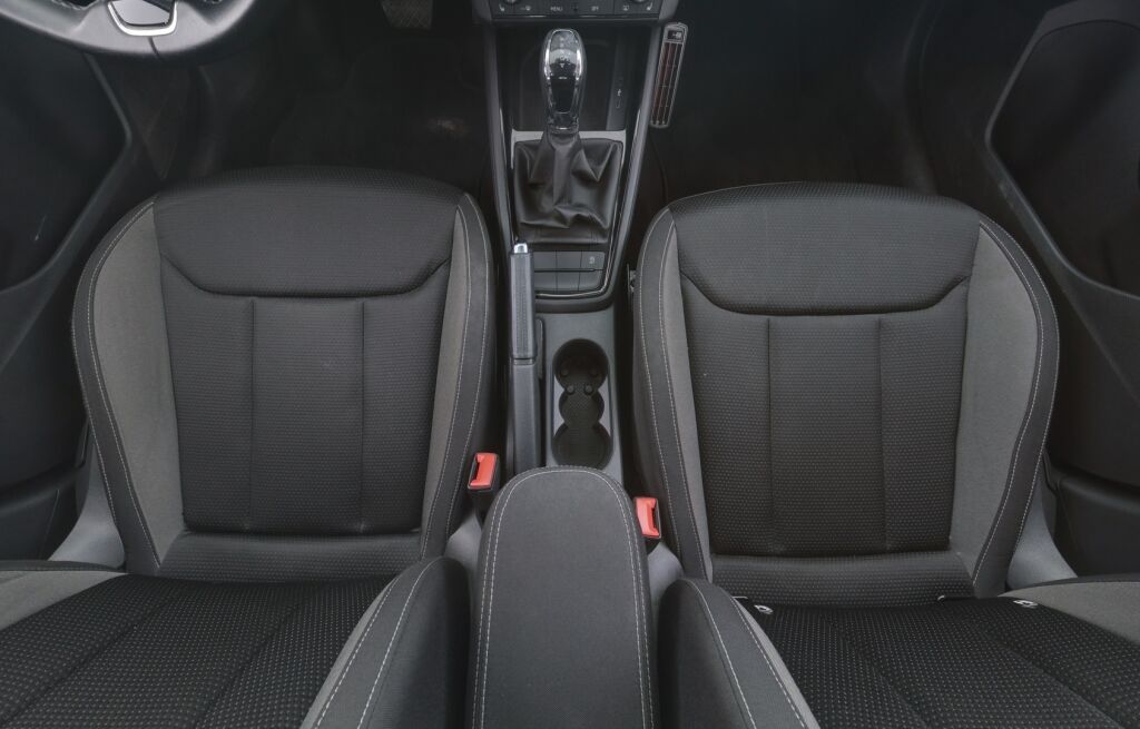 Skoda Kamiq 2023 Harmaa