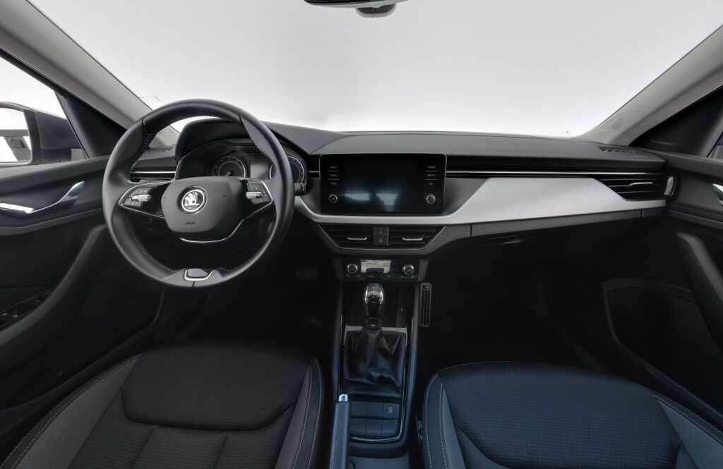 Skoda Kamiq 2023 Harmaa