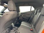 Peugeot e-2008 2023 Oranssi