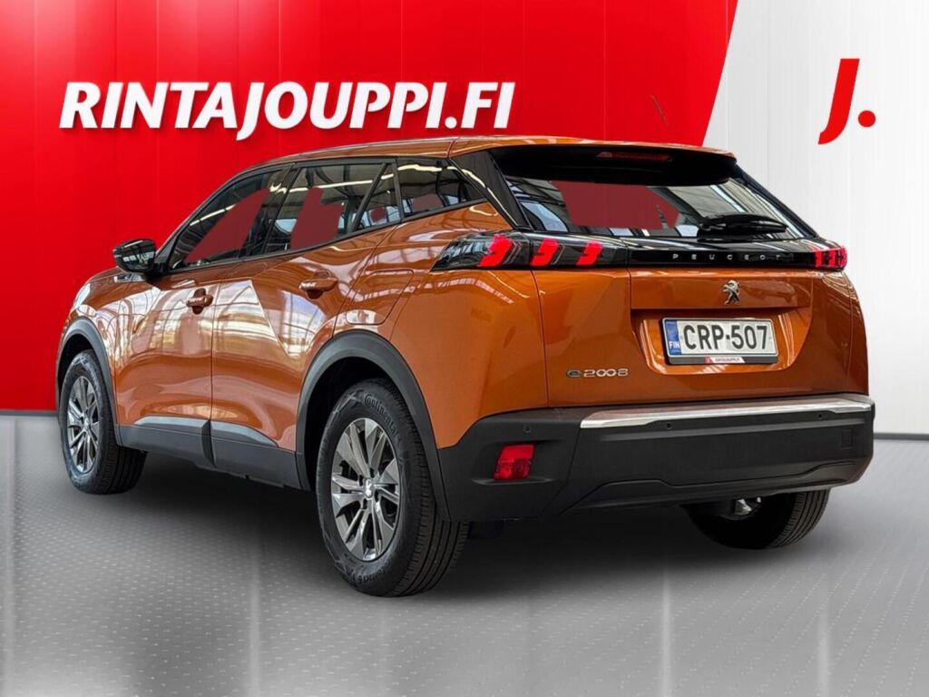 Peugeot e-2008 2023 Oranssi