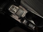 Peugeot e-2008 2023 Oranssi