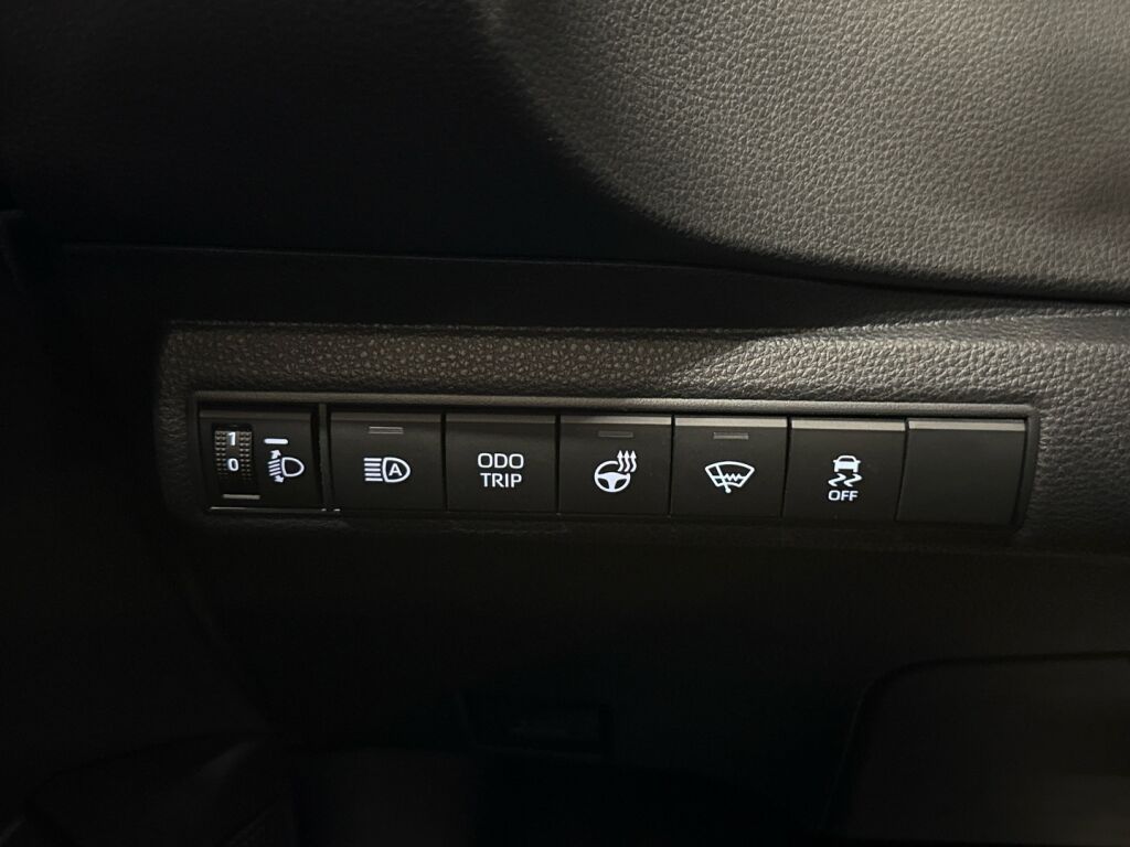 Toyota Corolla 2024 Harmaa