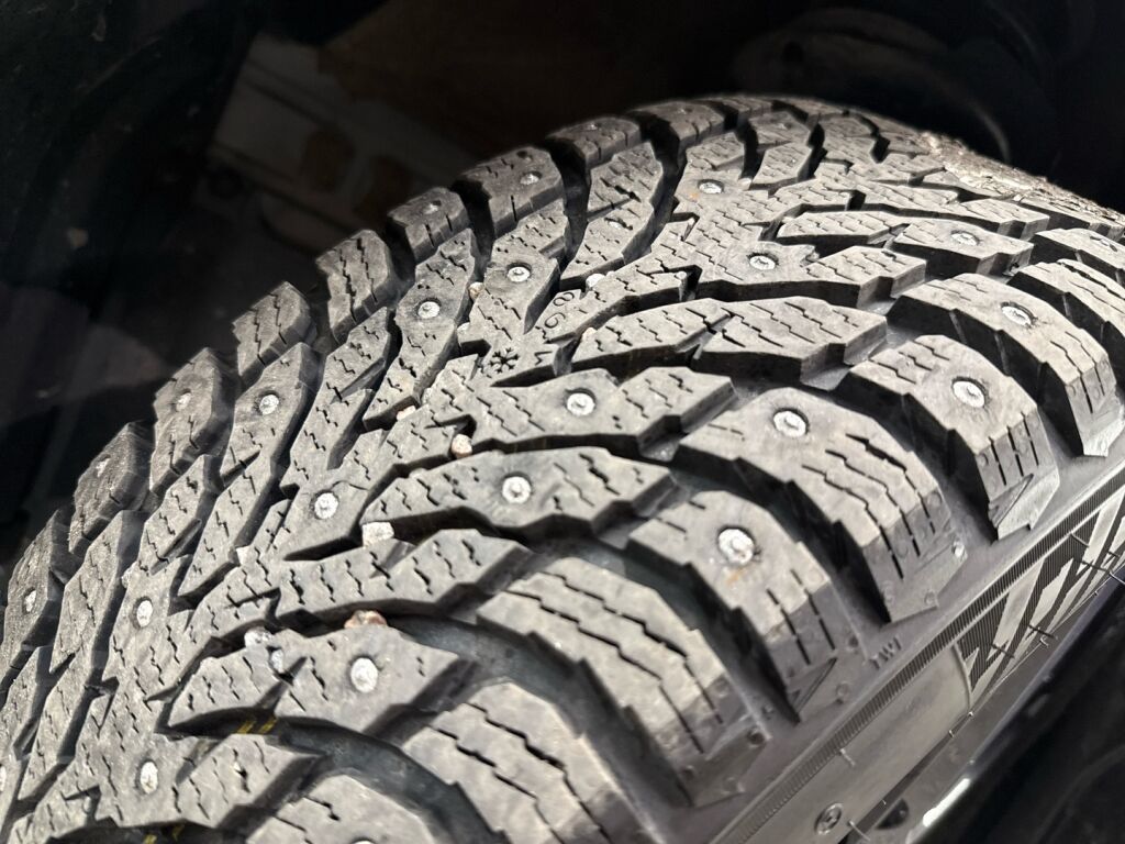 Toyota Corolla 2024 Harmaa