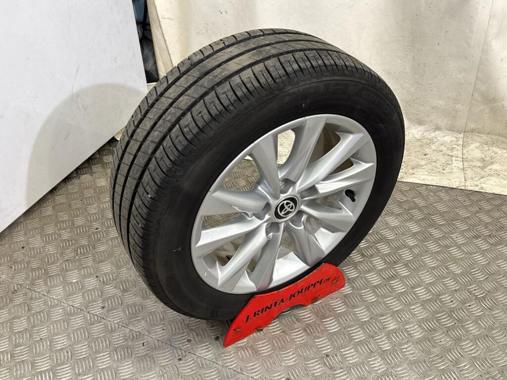 Toyota Corolla 2024 Harmaa