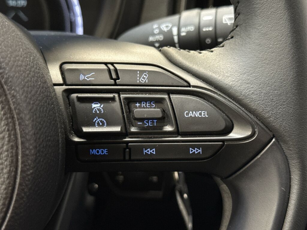 Toyota Aygo X 2024 Musta