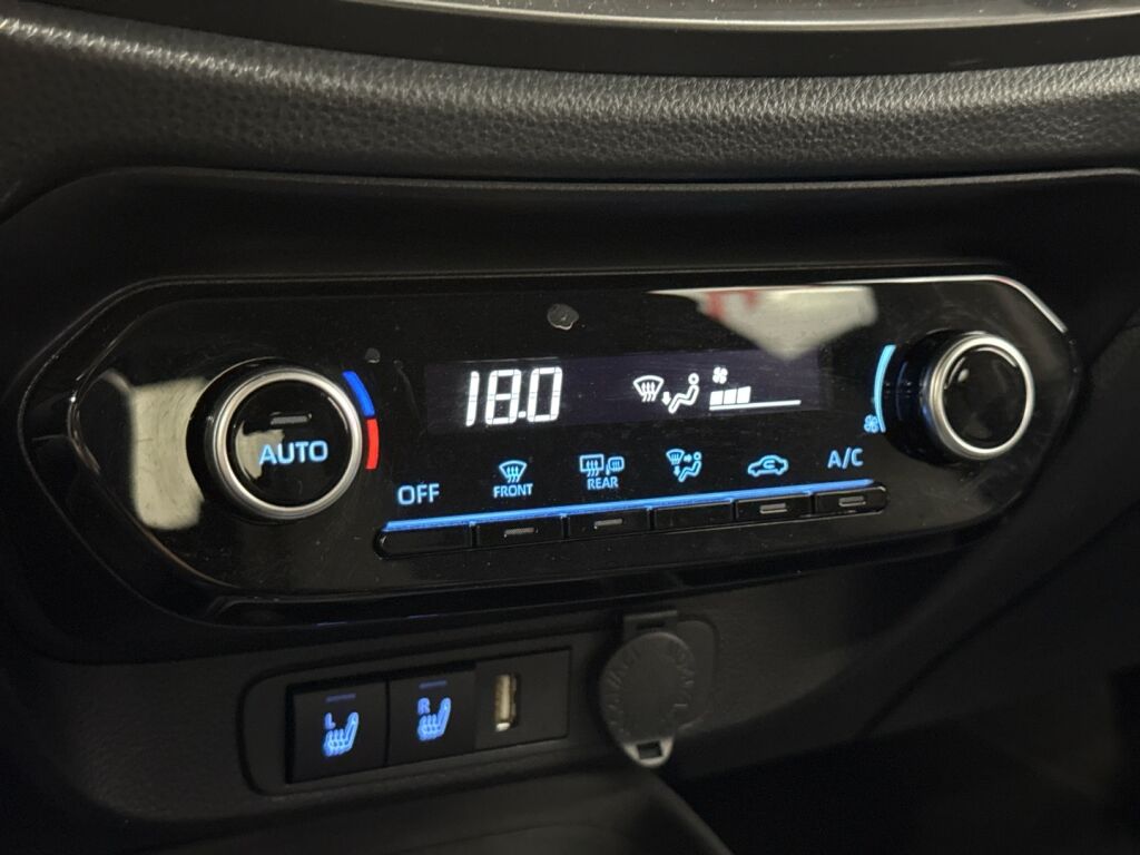 Toyota Aygo X 2024 Musta