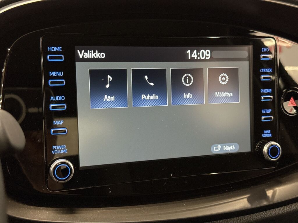 Toyota Aygo X 2024 Musta