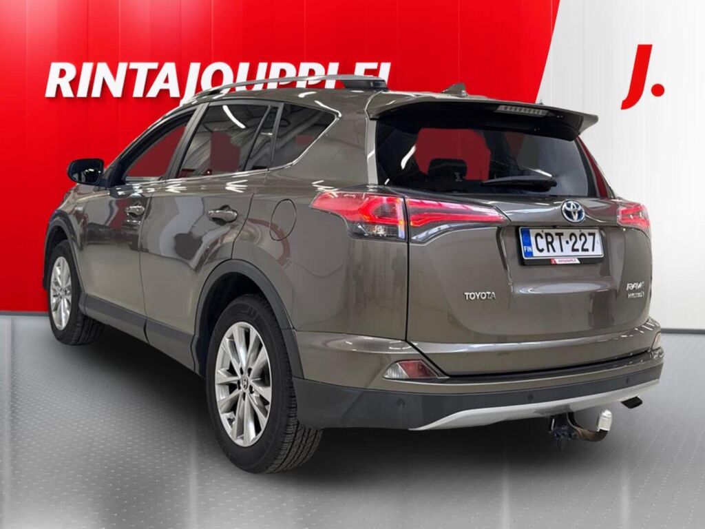 Toyota RAV4 2017 Ruskea (beige)