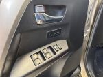 Toyota RAV4 2017 Ruskea (beige)