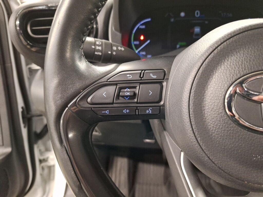 Toyota Yaris Cross 2024 Valkoinen