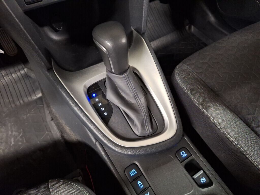 Toyota Yaris Cross 2024 Valkoinen