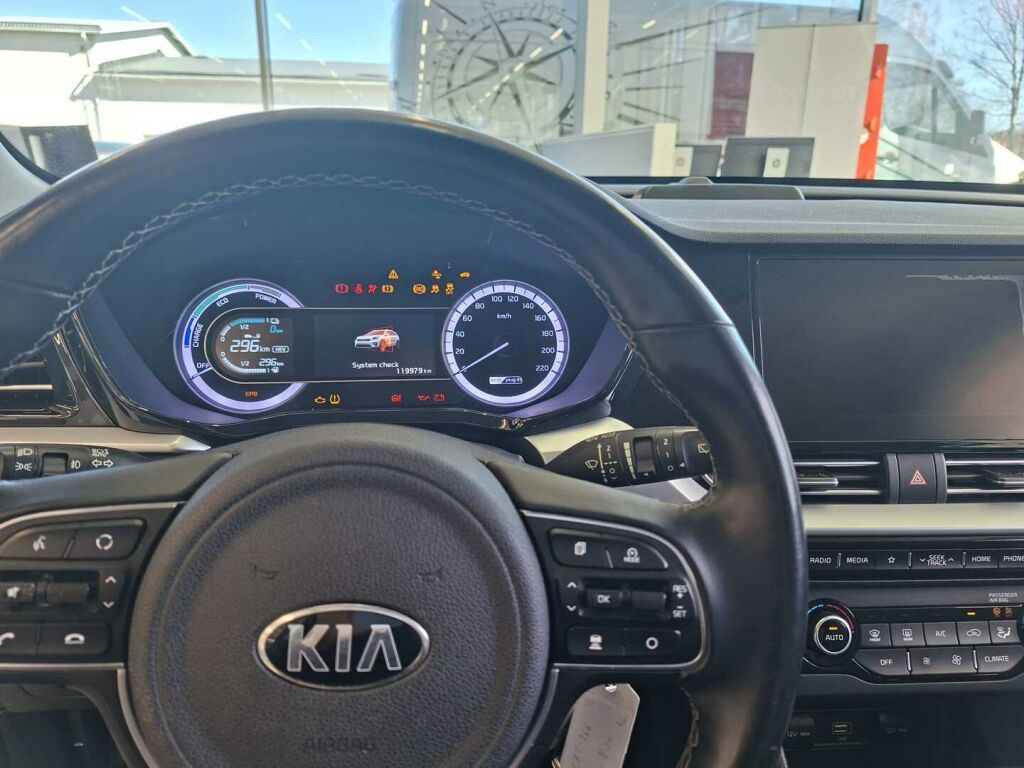 Kia Niro plug-in 2020 Valkoinen