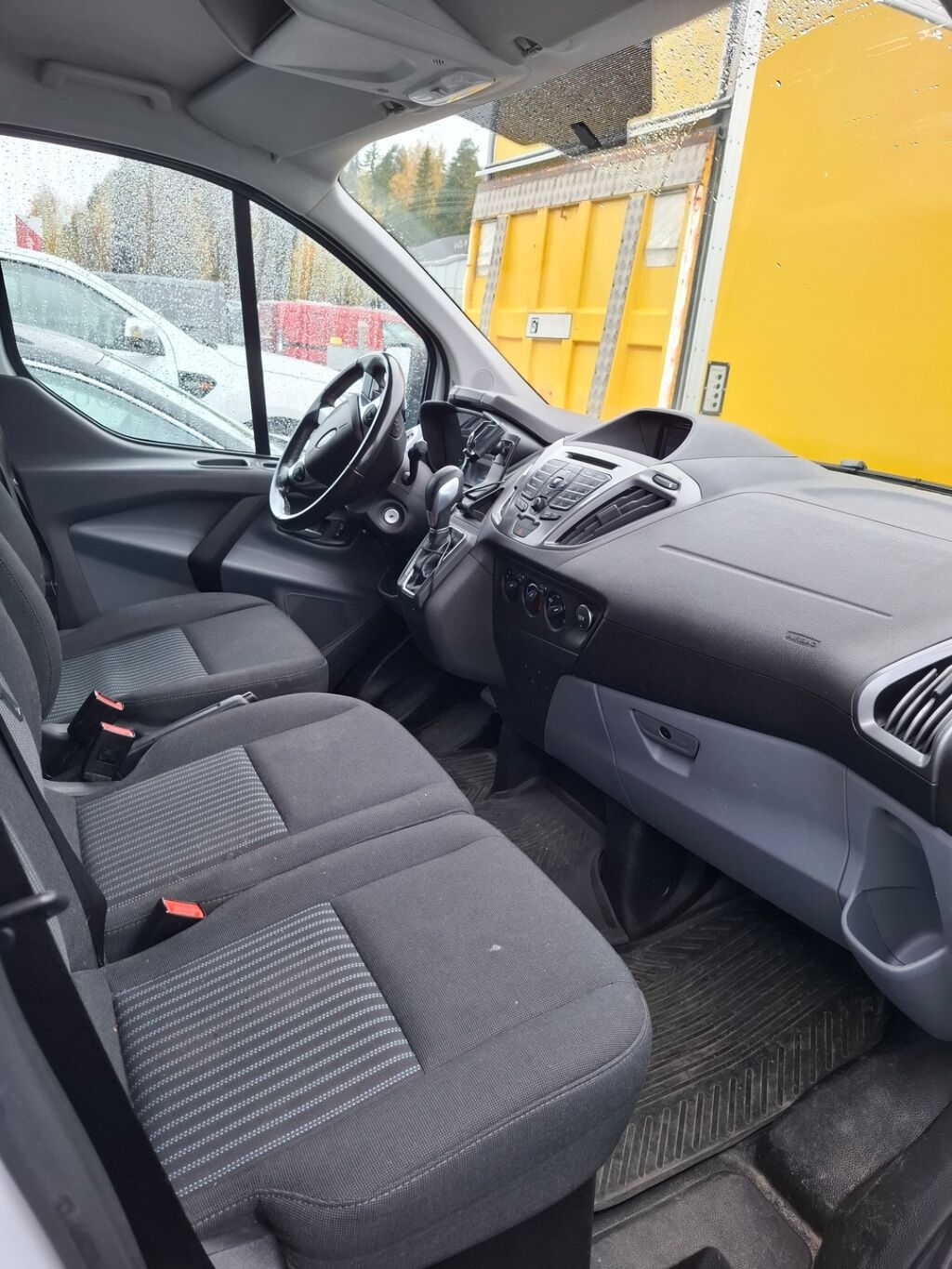 Ford Transit Custom 2017 Valkoinen