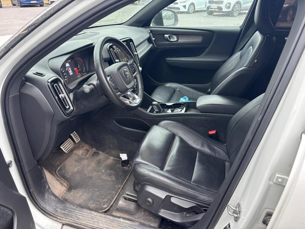 Volvo XC40 2021 Valkoinen